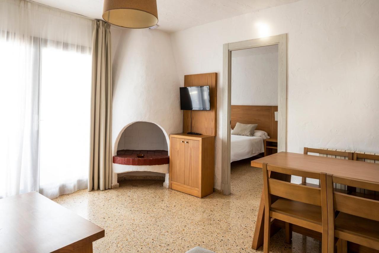 Apartamentos El Moro Sant Antoni de Portmany Екстериор снимка