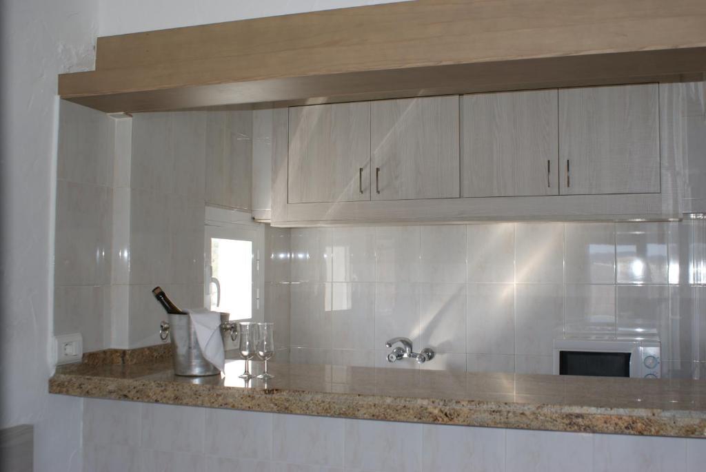 Apartamentos El Moro Sant Antoni de Portmany Стая снимка